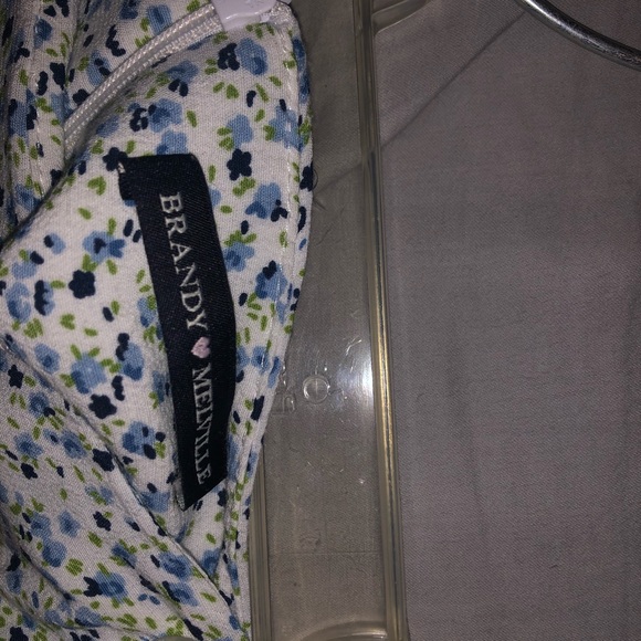 Brandy Melville skirt - Picture 2 of 2